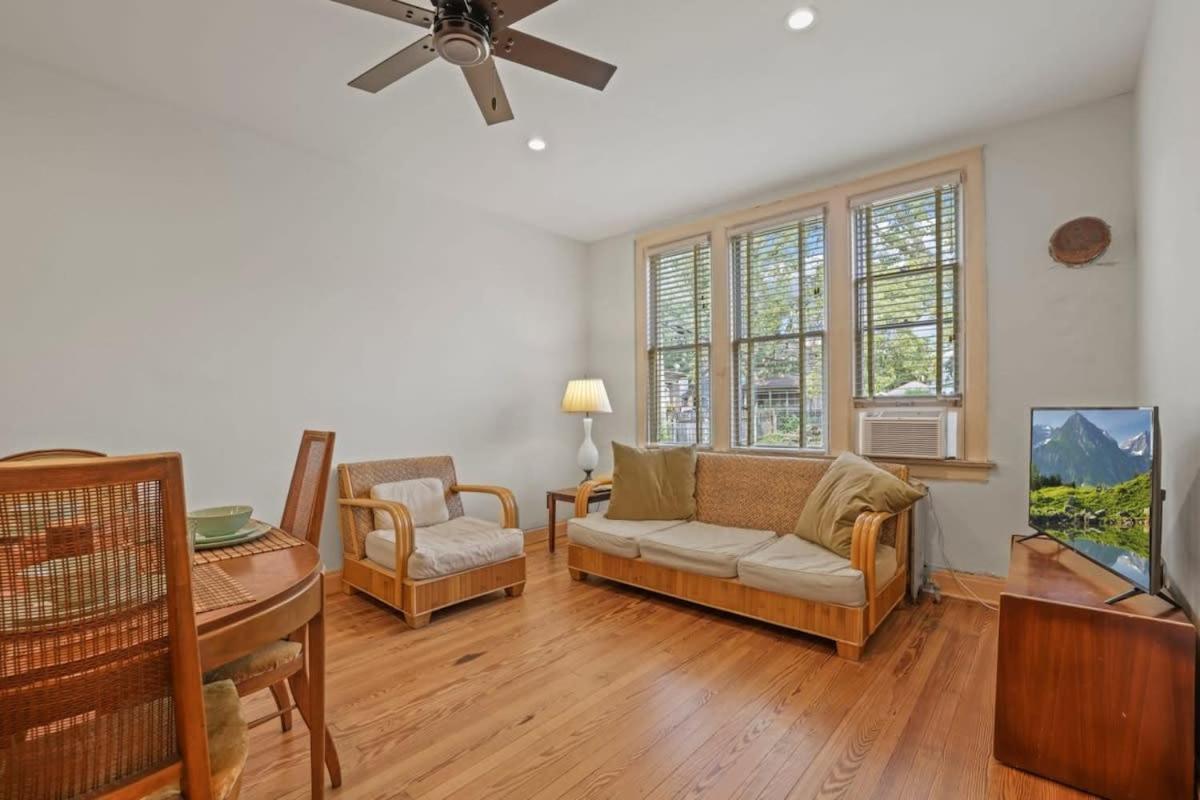 The Urban Oasis - 2 Bedroom - Great Location