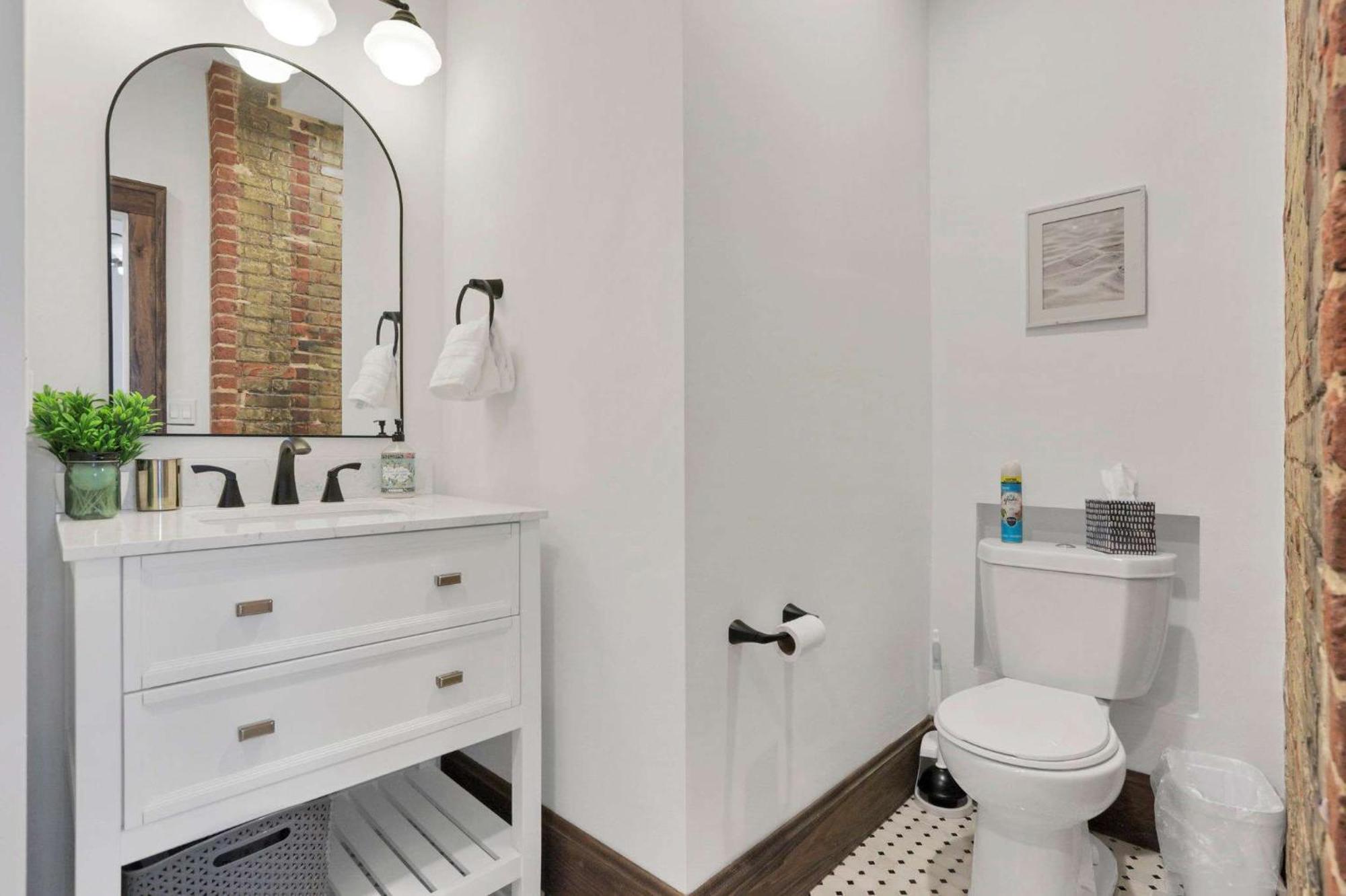 The Urban Oasis - 2 Bedroom - Great Location * Columbus